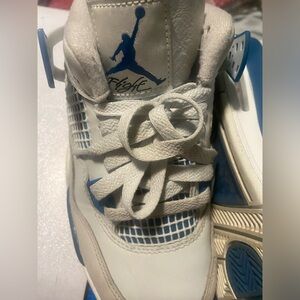 Authentic Jordan retro 4 , used good condition